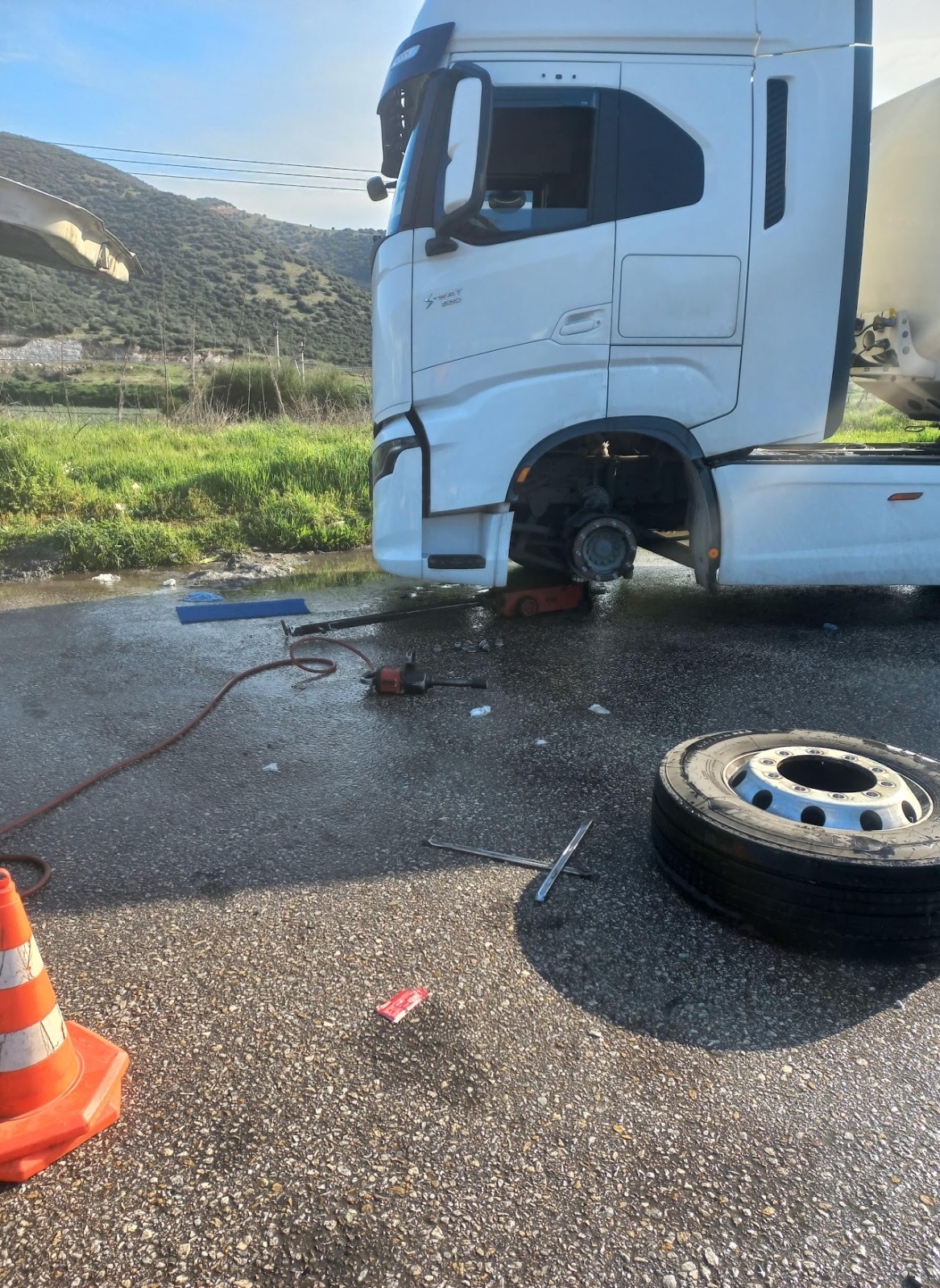 Selçuk Lastik Tamiri 16